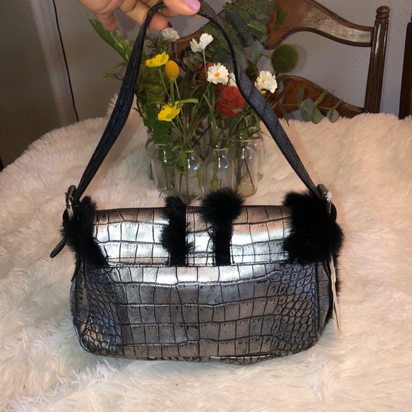 Cavalcanti Leather/Fur Handbag - Picture 7 of 8